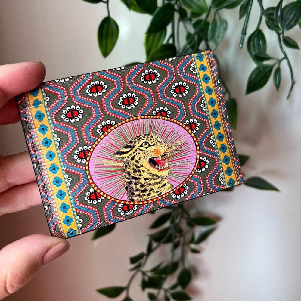 Gucci Garden tiger cardholder